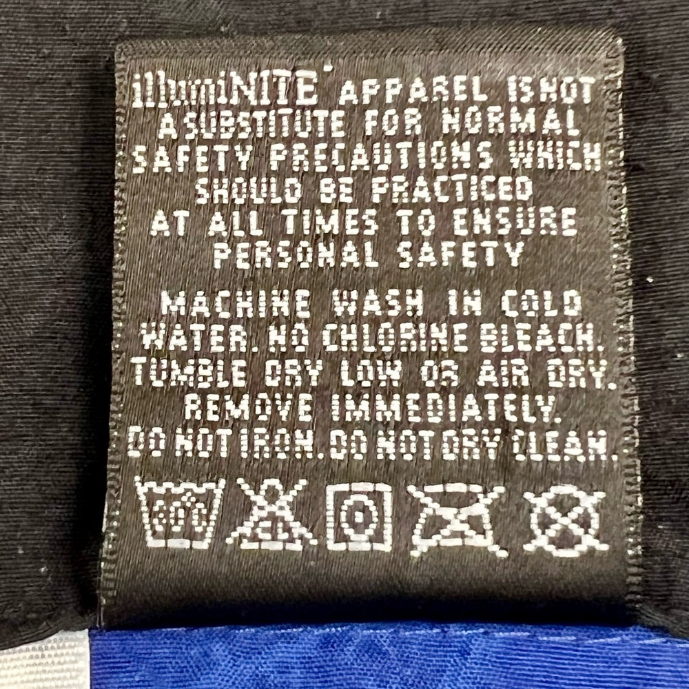 Vintage IllumiNITE Reflective Jacket - Picture 6 of 7